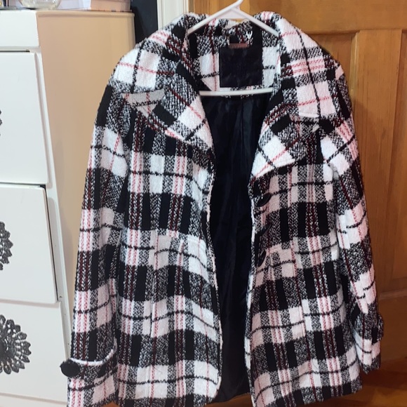 Plaid winter jacket - Picture 3 of 4